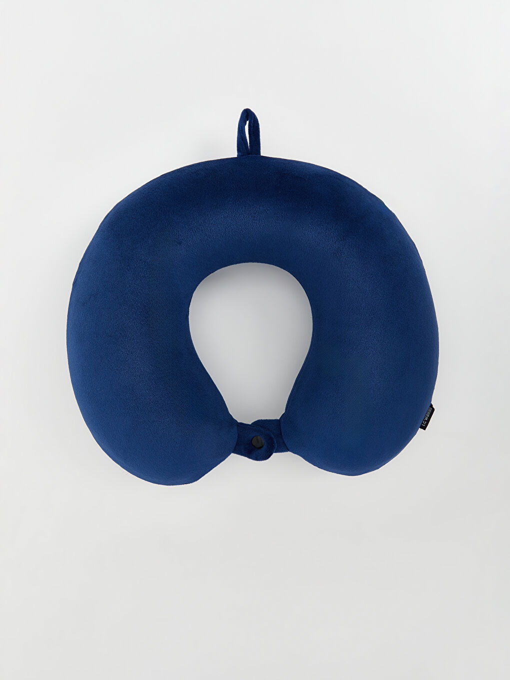 Подушка для шеи с застежкой кнопкой