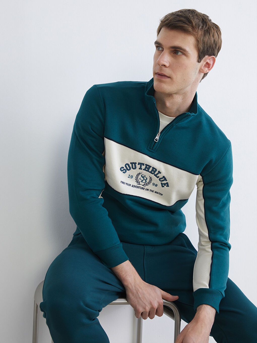 Petrol Dik Yaka Baskılı Erkek Sweatshirt