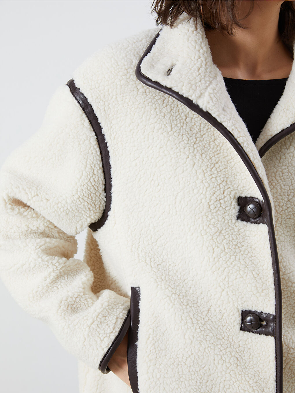 Ekru Ceket Yaka Kadın Pelüş Mont-2