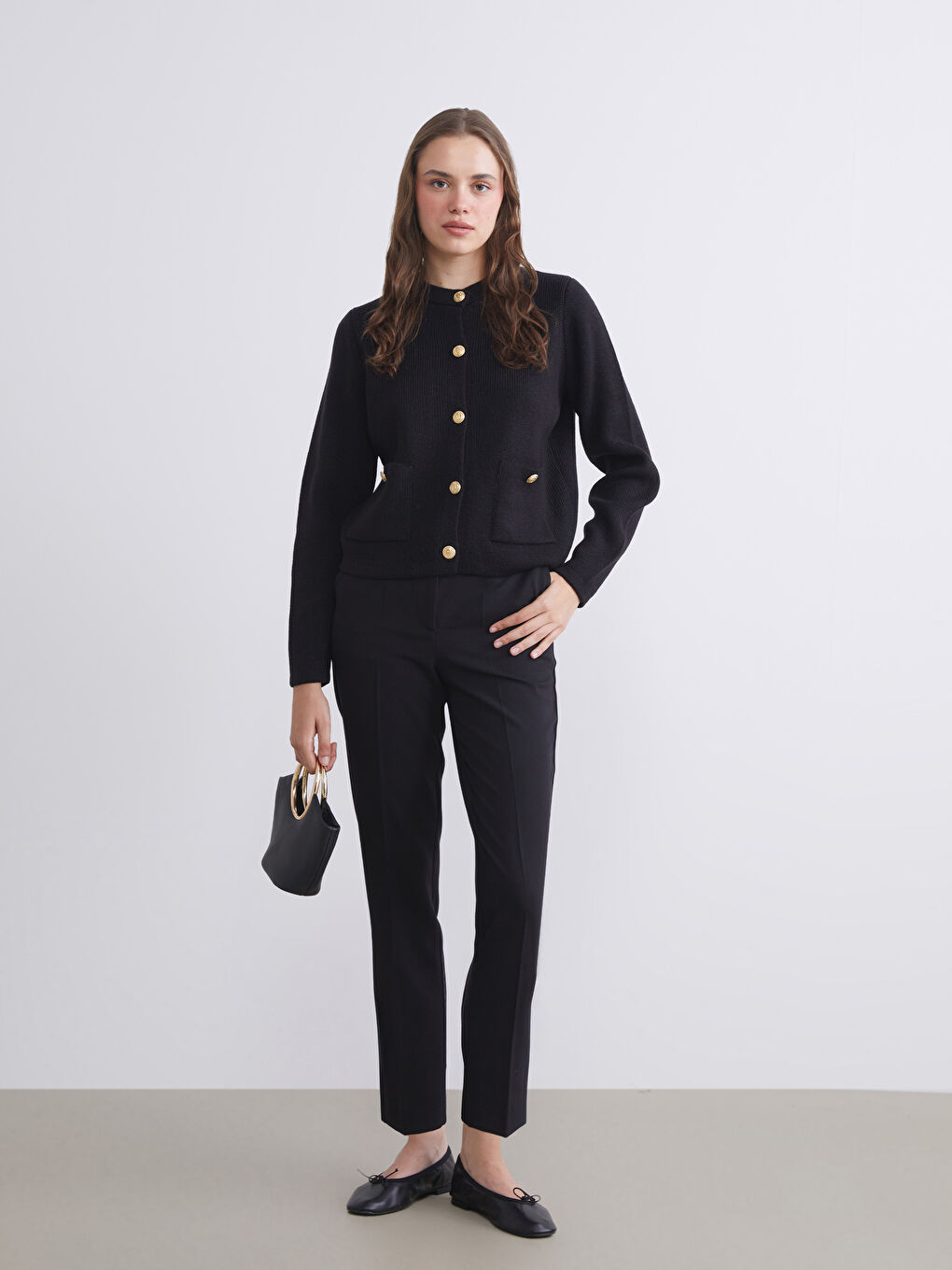 Siyah Bisiklet Yaka Kadın Triko Hırka-1