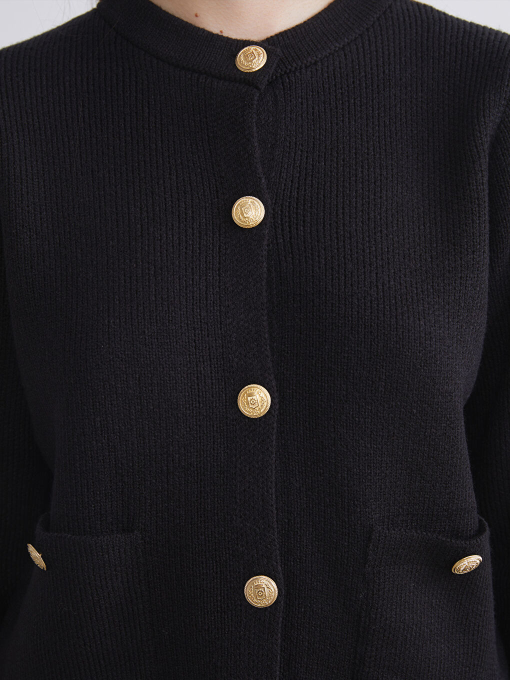 Siyah Bisiklet Yaka Kadın Triko Hırka-2