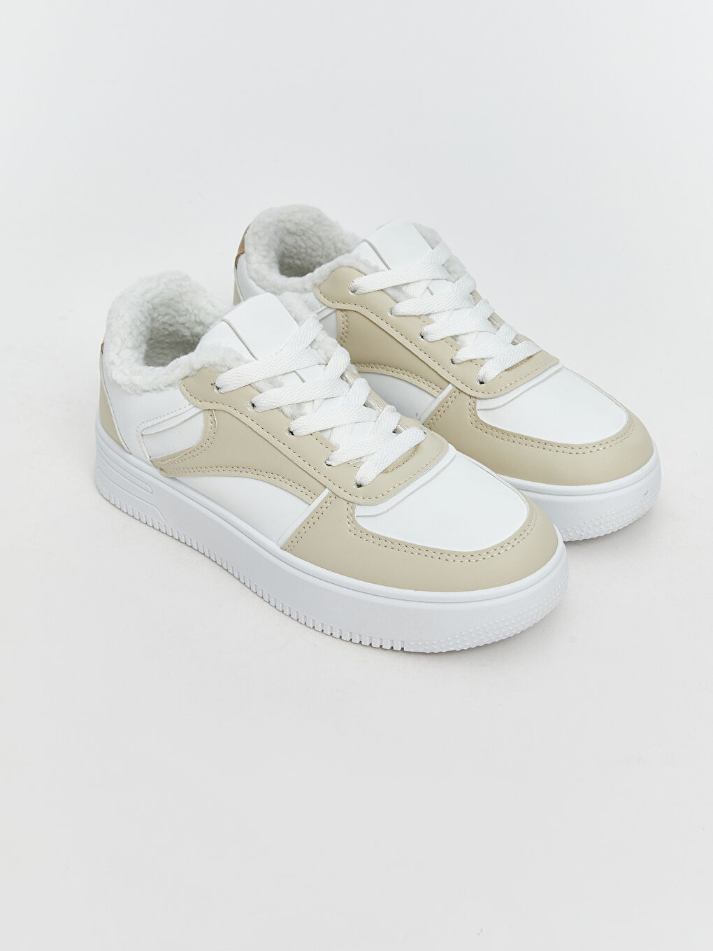 Кроссовки Женские На Шнуровке