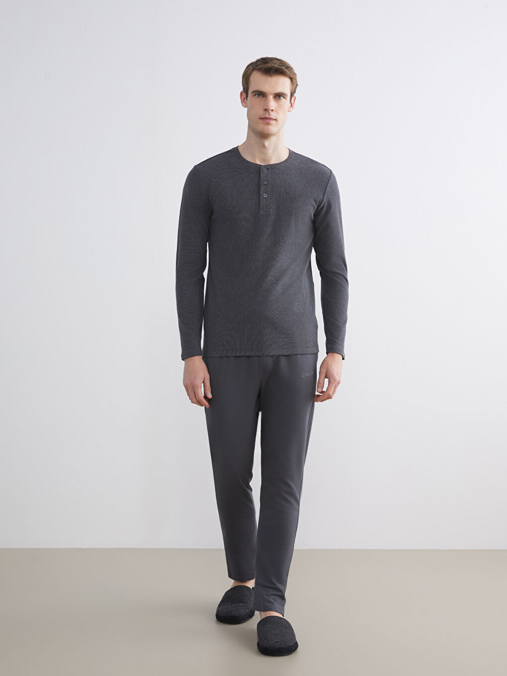 Crew Neck Long Sleeve Men's Pyjama Top-1