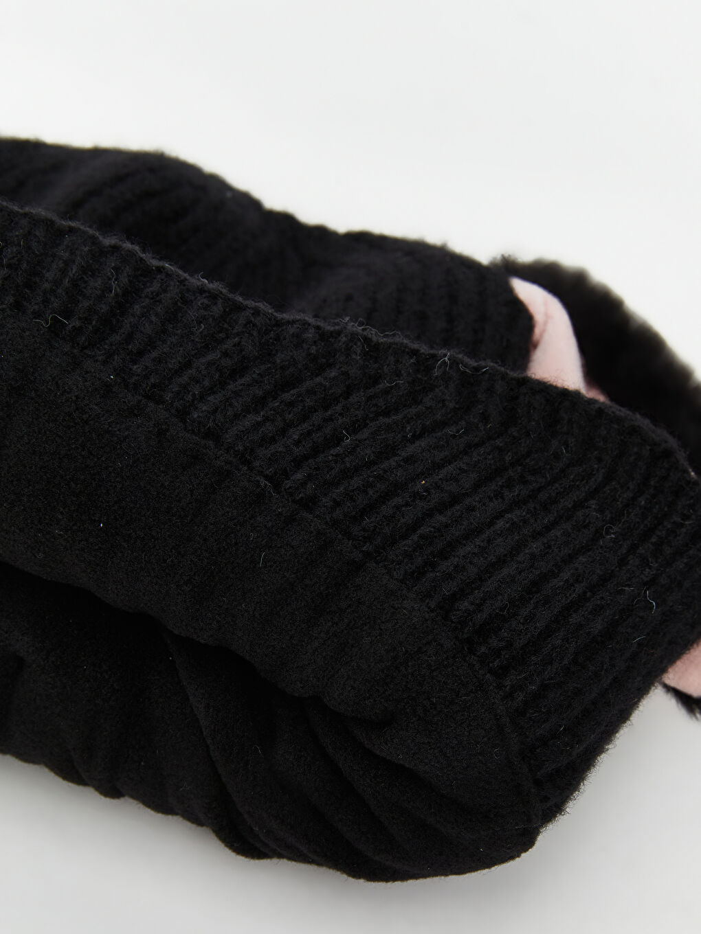 Girl BLACK Snow Hat-3