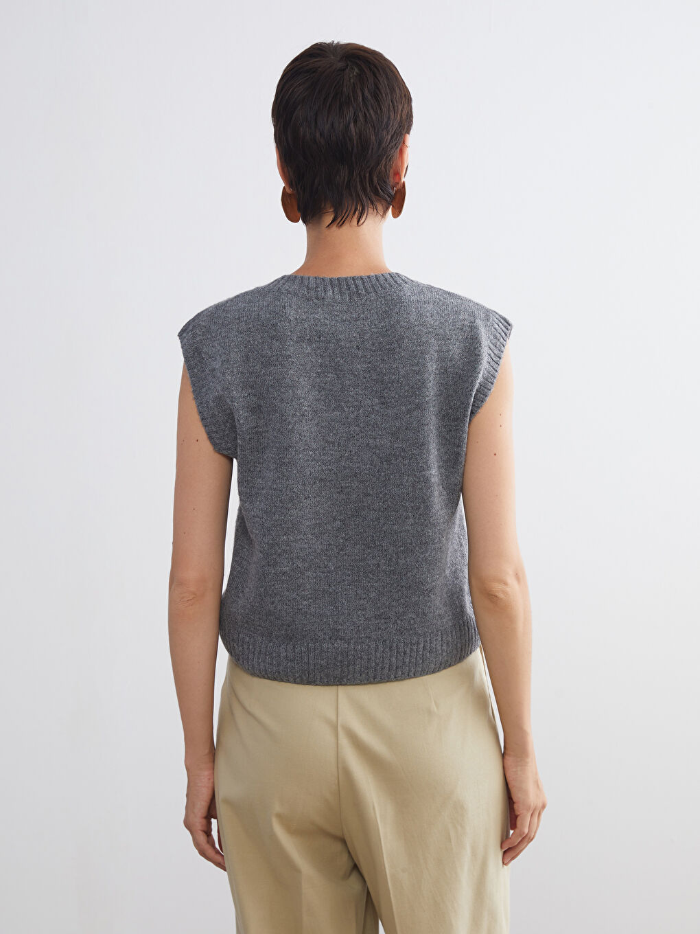 V Neck Women's Knitwear Sweater Vest-3