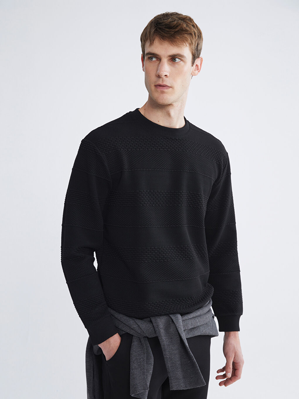 Siyah Bisiklet Yaka Erkek Sweatshirt