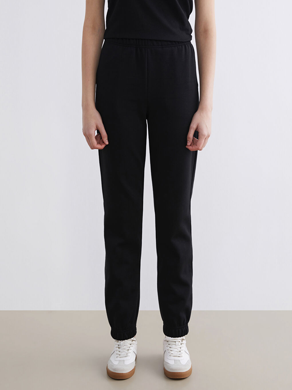 Elasticated Waist Women's Thick Jogger Sweatpants-1