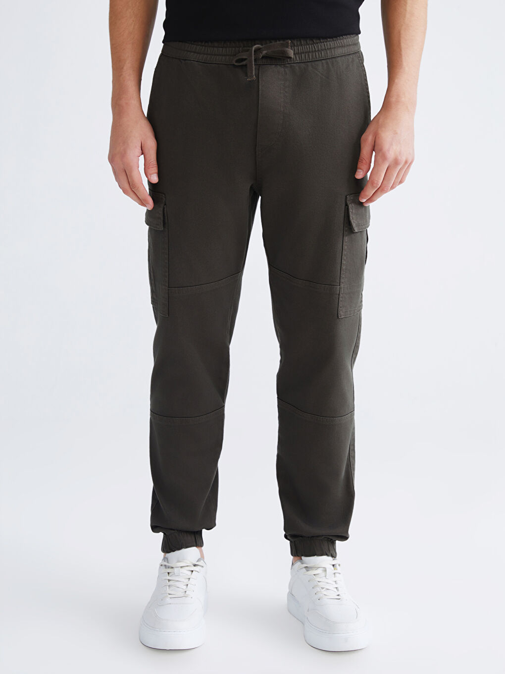 Pantalon Cargo Coupe Standard pour Hommes-1