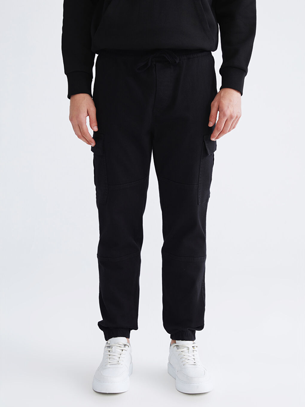 Standard Fit Men's Cargo Trousers-3