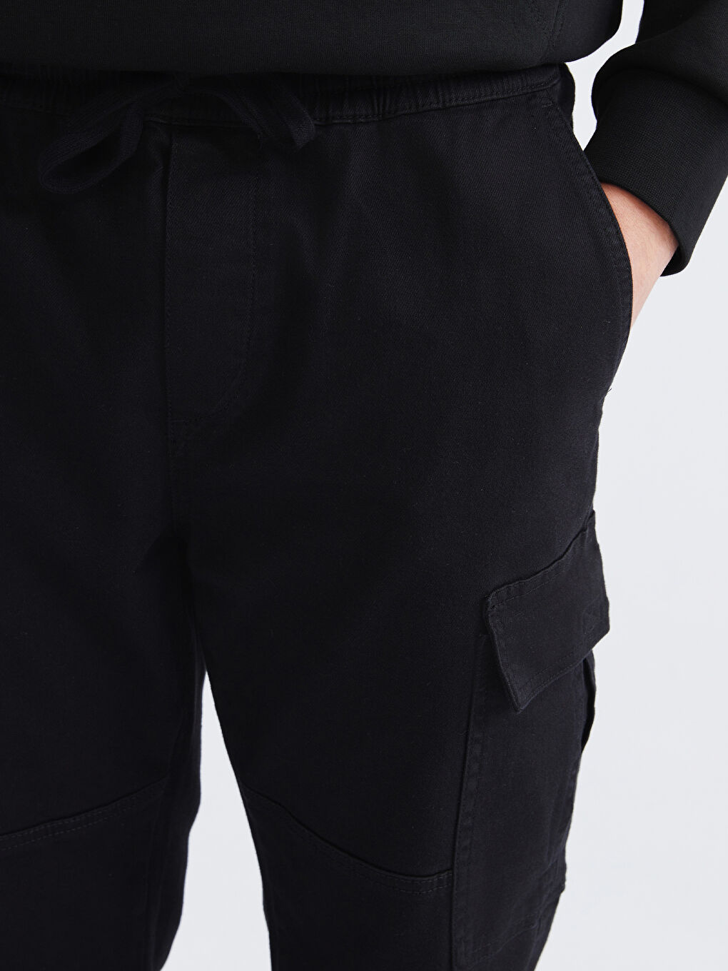 Standard Fit Men's Cargo Trousers-5