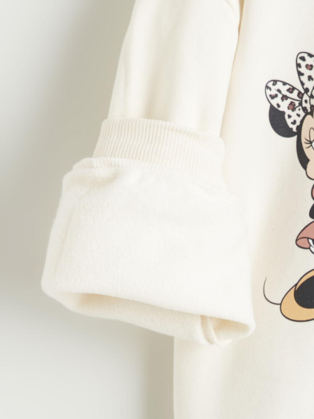 Свитшот с круглым вырезом и принтом Минни Маус для девочек-3