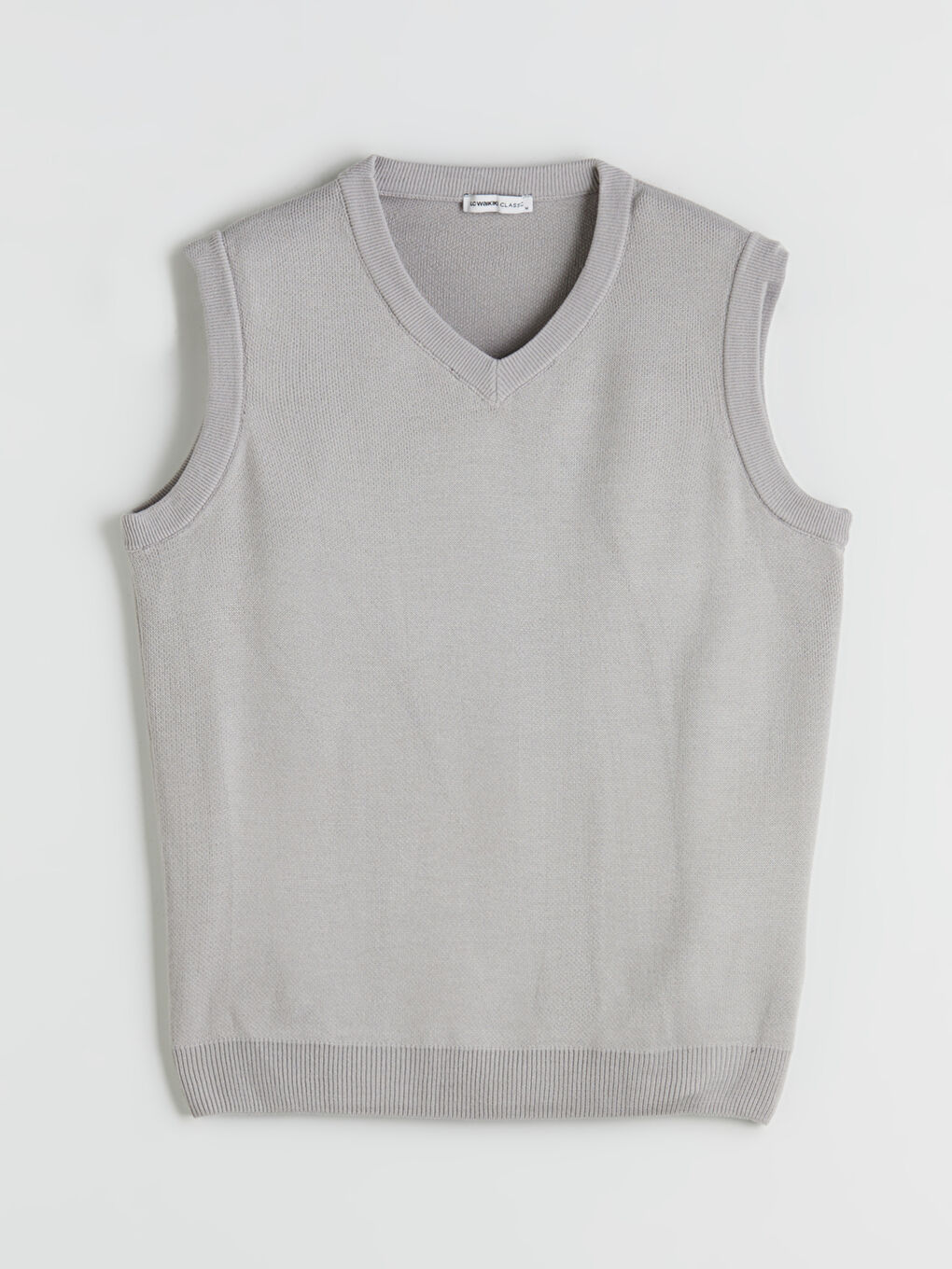 LCWAIKIKI Classic Standard Fit V Neck Men's Knitwear Sweater Vest -W5CL87Z8-DXR