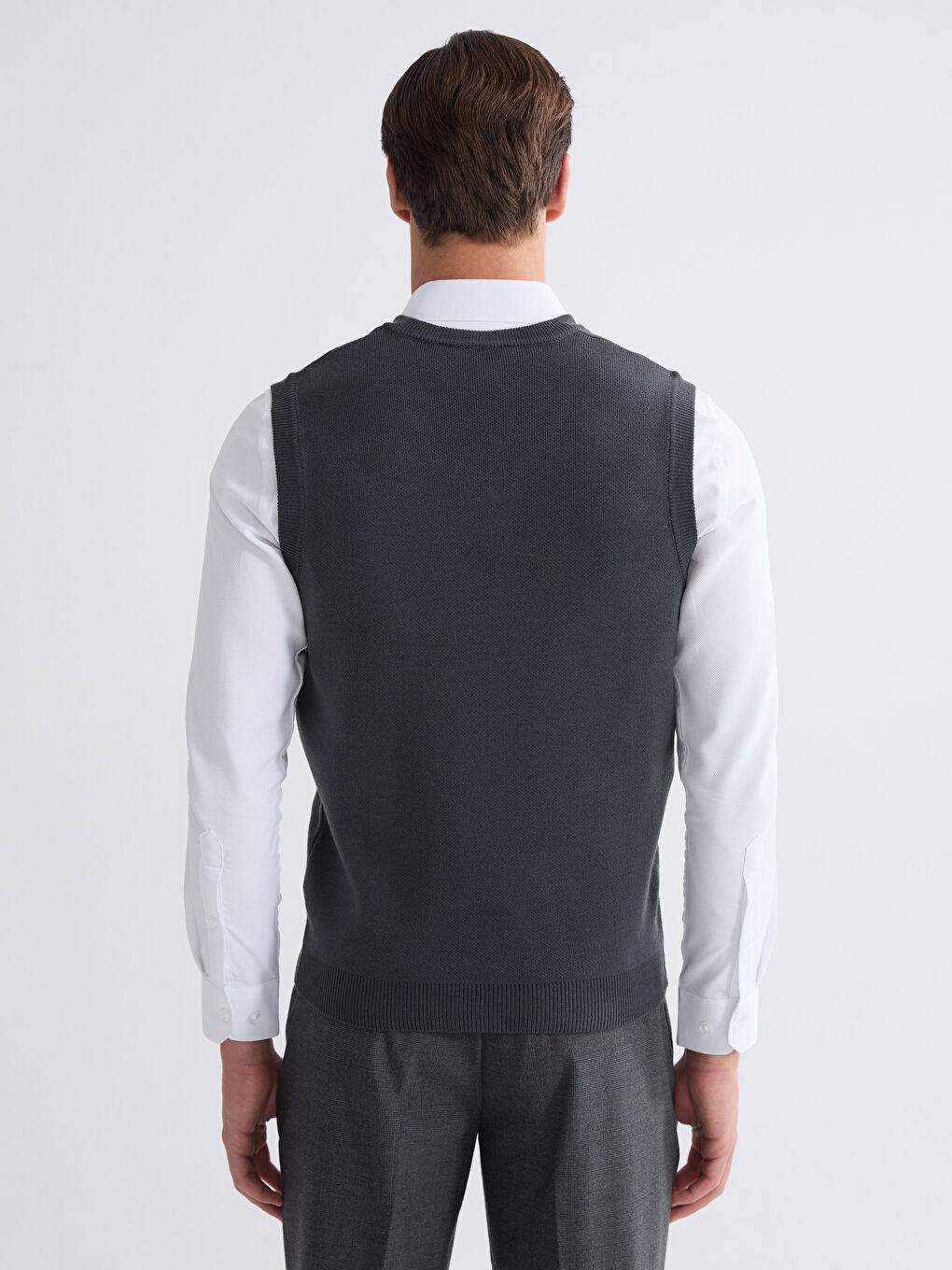 Antrasit Standart Kalıp V Yaka Erkek Triko Süveter-3