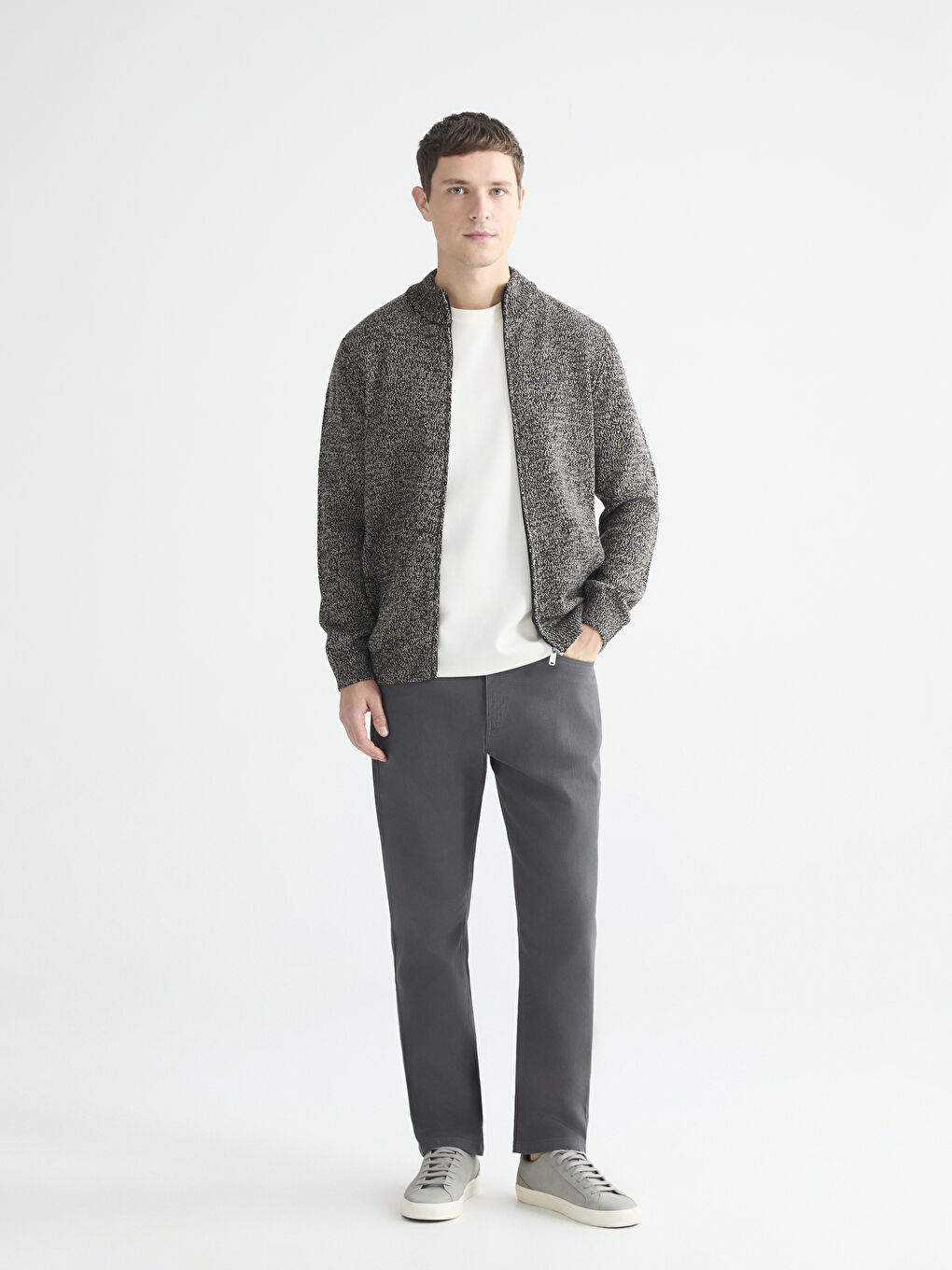 Kahverengi Standart Kalıp Dik Yaka Erkek Triko Hırka-1