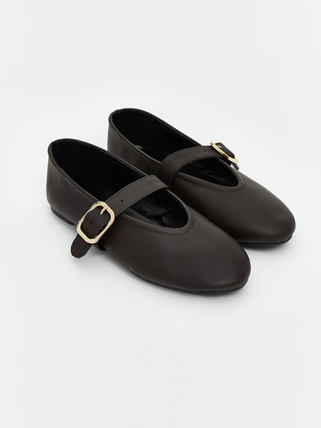 Kahverengi Deri Görünümlü Kadın Babet