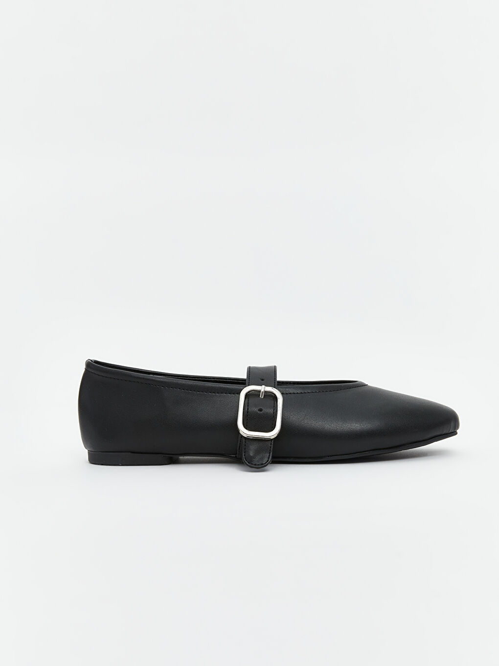 Siyah Deri Görünümlü Kadın Babet-1