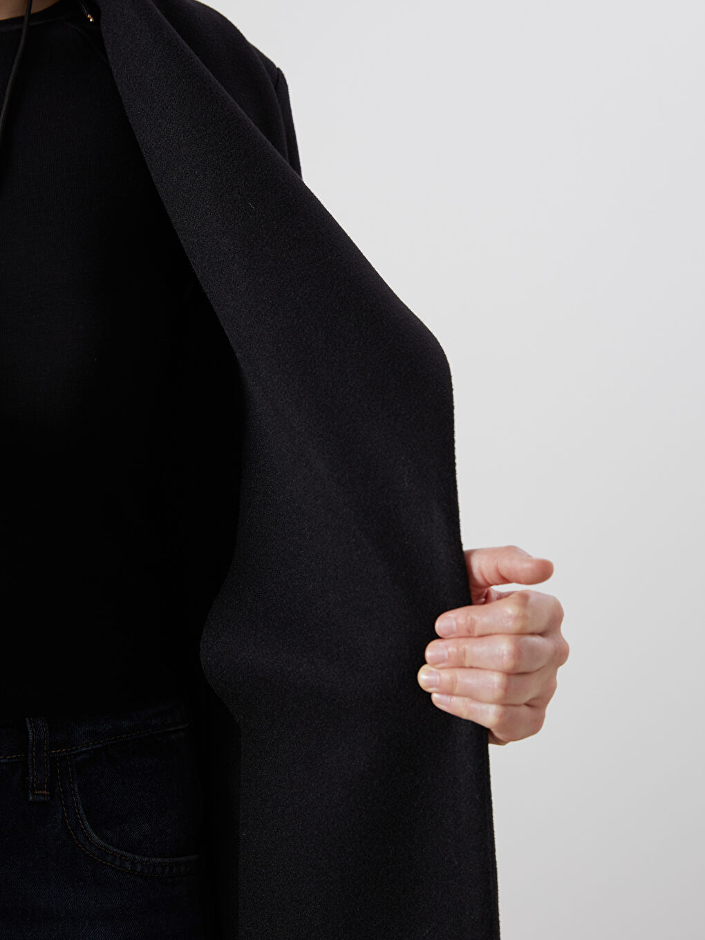 Siyah Ceket Yaka Kadın Kaşe Kaban-3