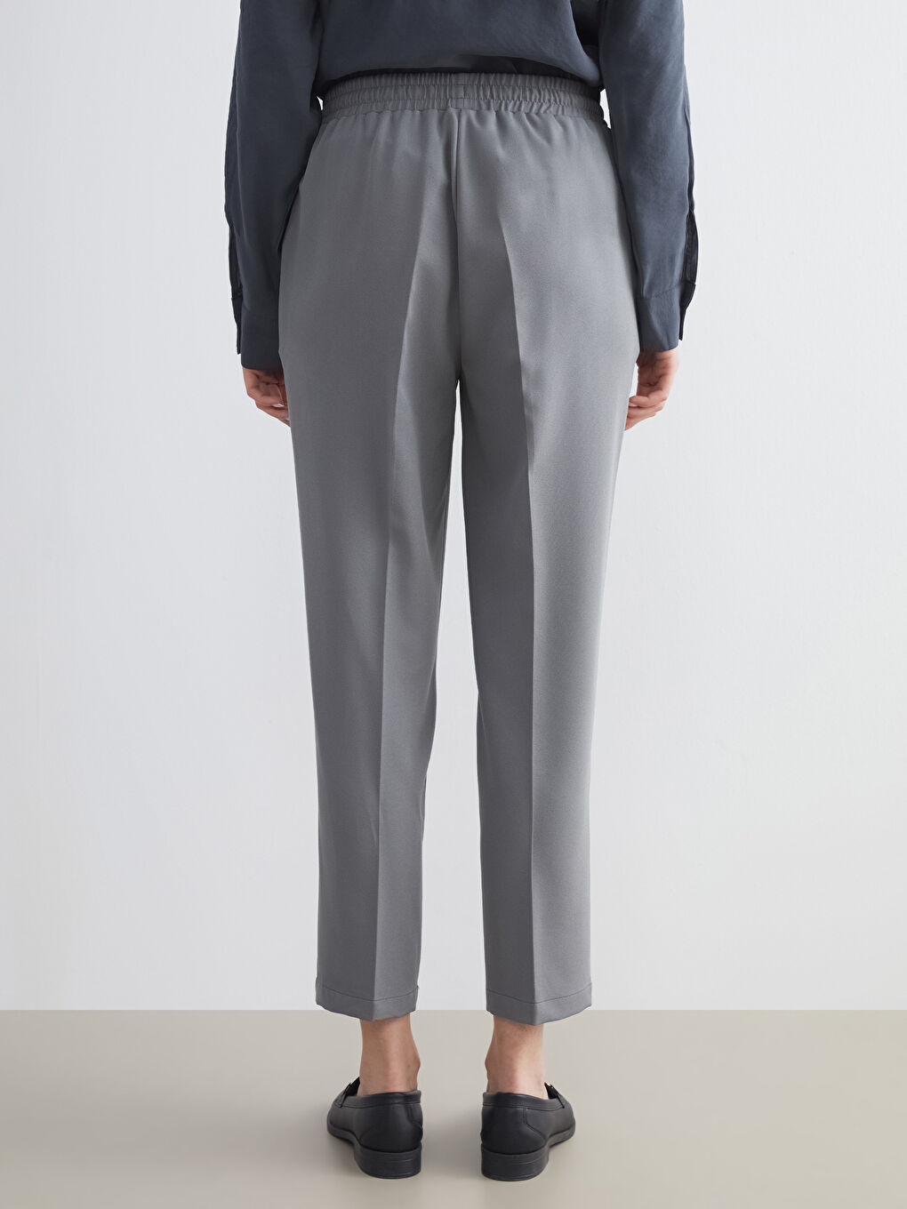 Gri Beli Lastikli Poplin Kadın Pantolon-3