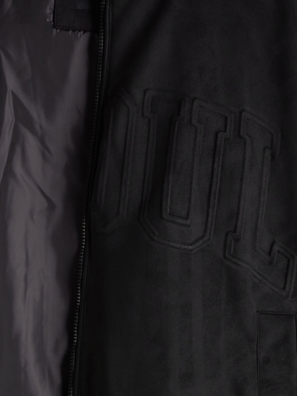 Siyah Rahat Kalıp Kapüşonlu Erkek Mont-1