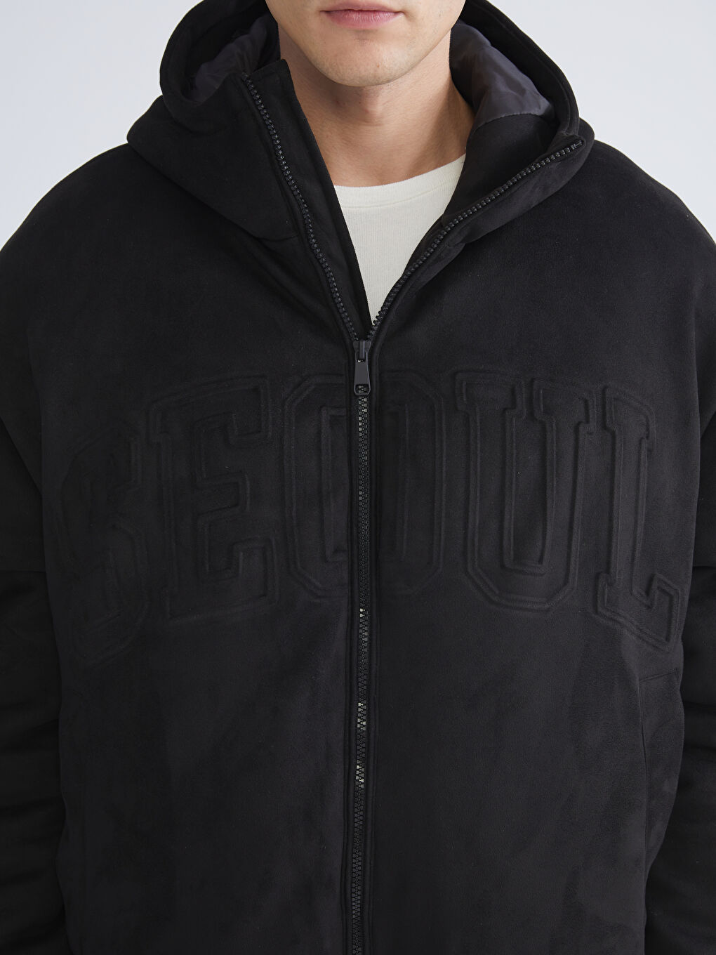 Siyah Rahat Kalıp Kapüşonlu Erkek Şişme Mont-2