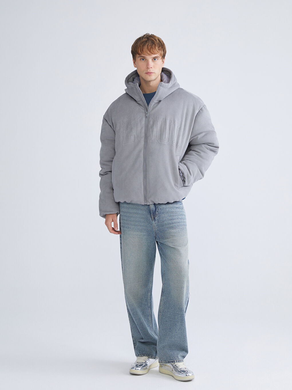 Gri Rahat Kalıp Kapüşonlu Erkek Şişme Mont-1