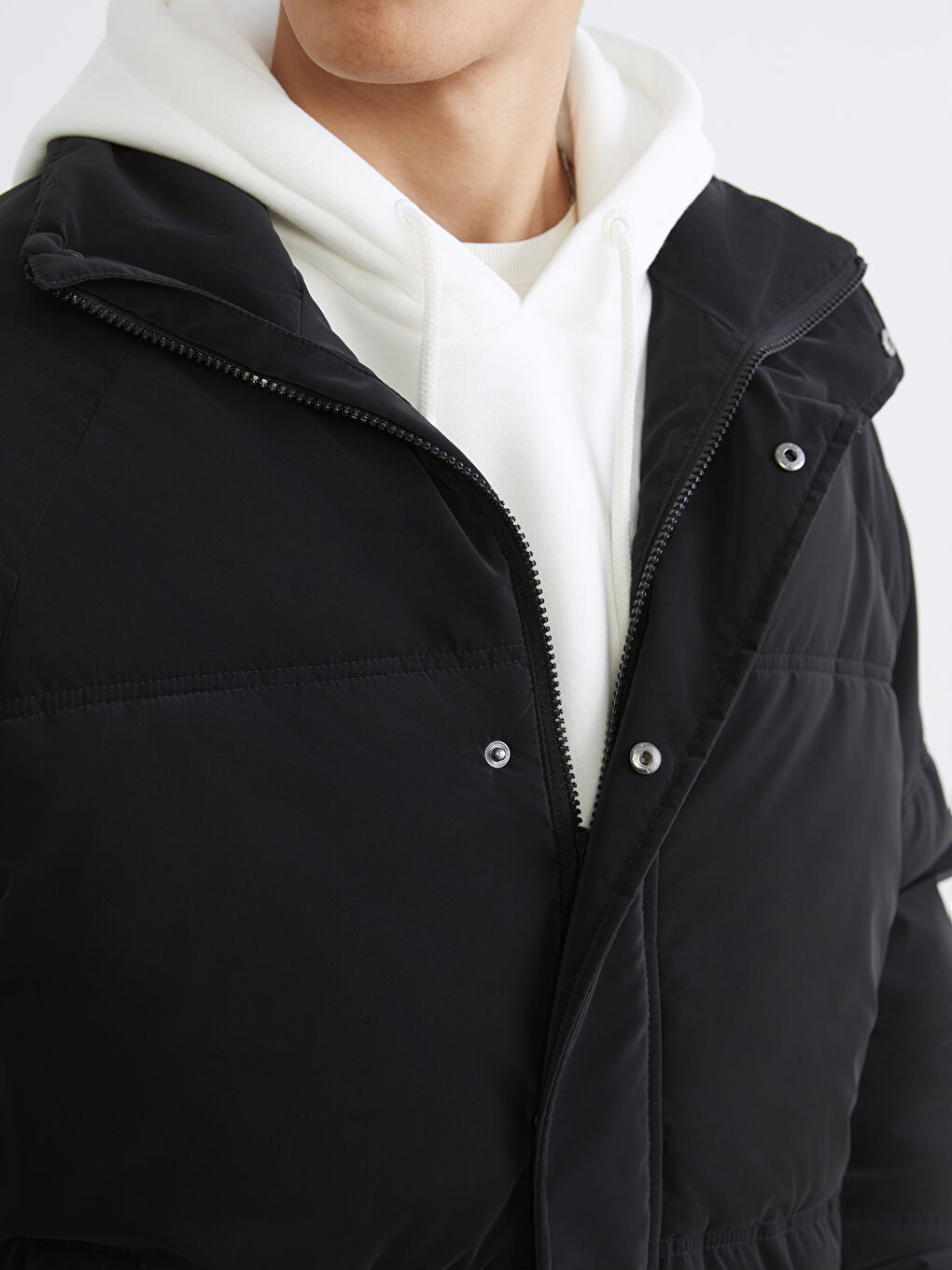 Ерлерге арналған еркін пішімді капюшонды пуховик пальто-2