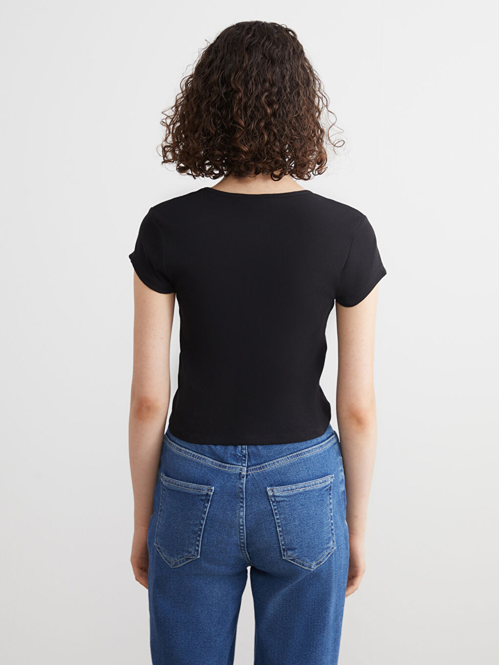 Әйелдер қара Кроп-топ-3