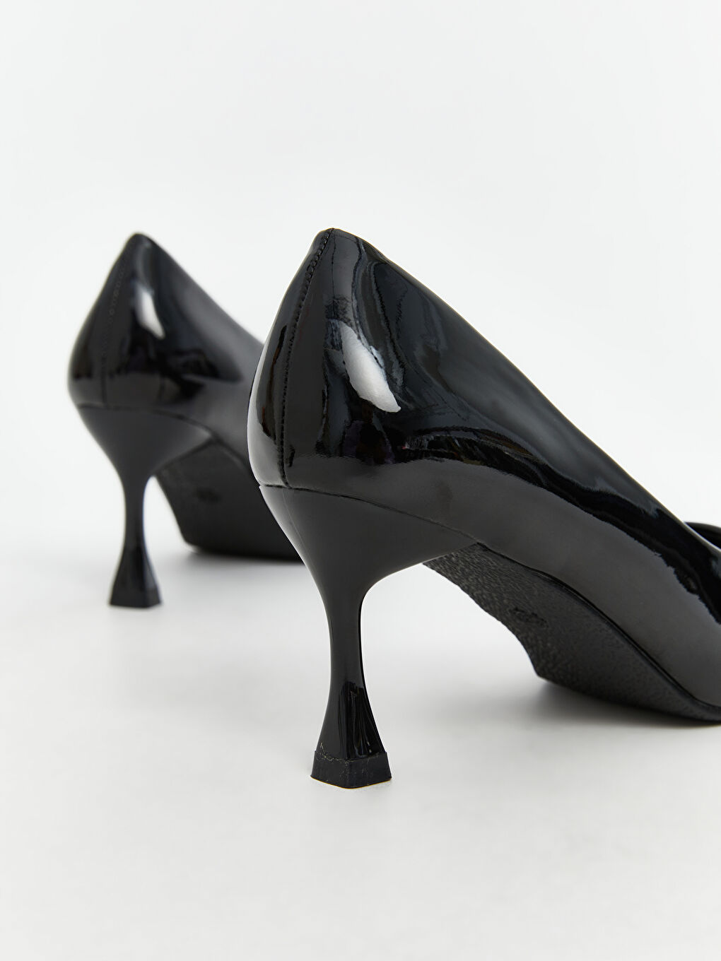 Pointed Toe Women's High Heels-4