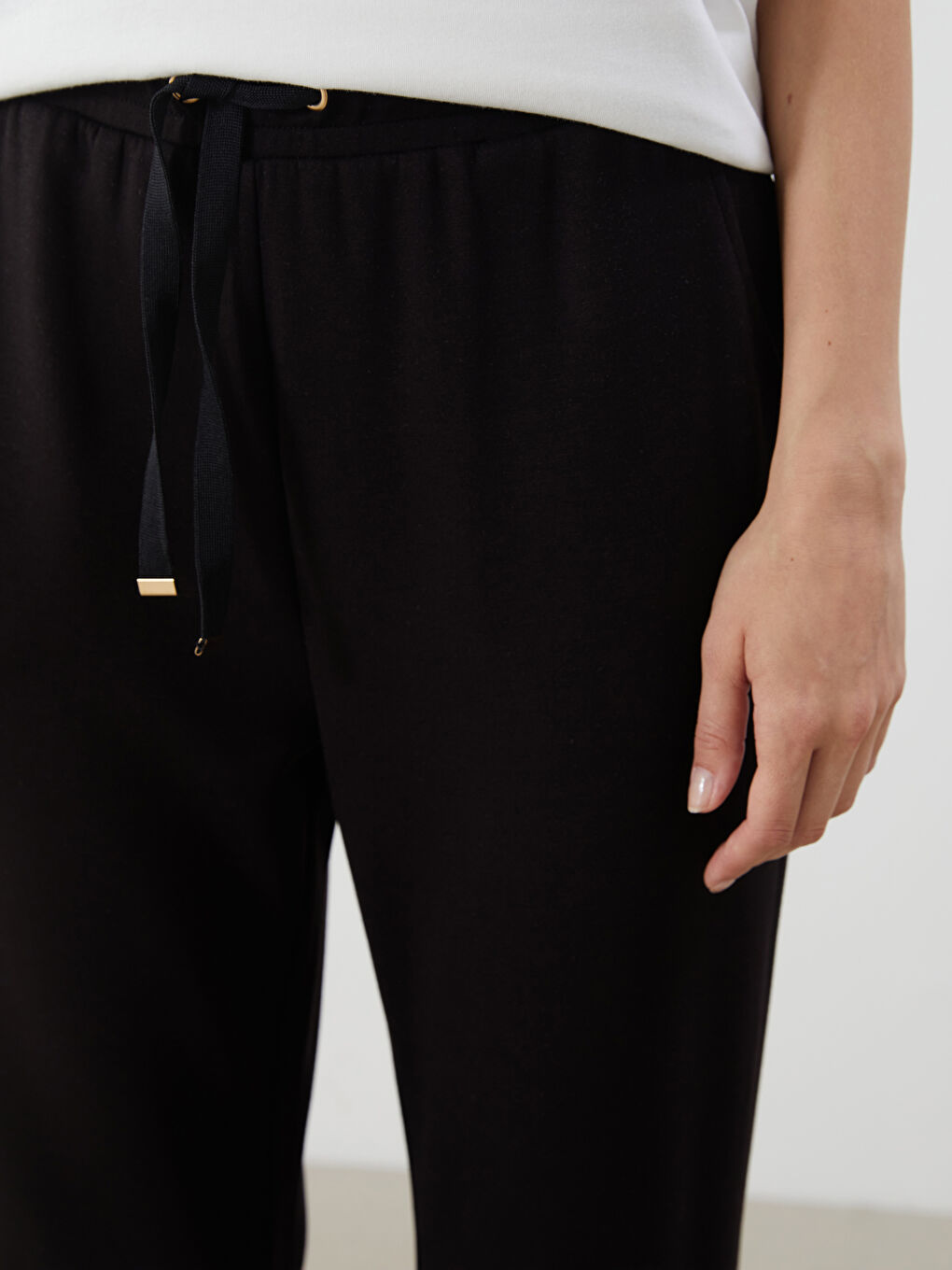 بنطلون رياضي للسيدات بخصر مرن-5