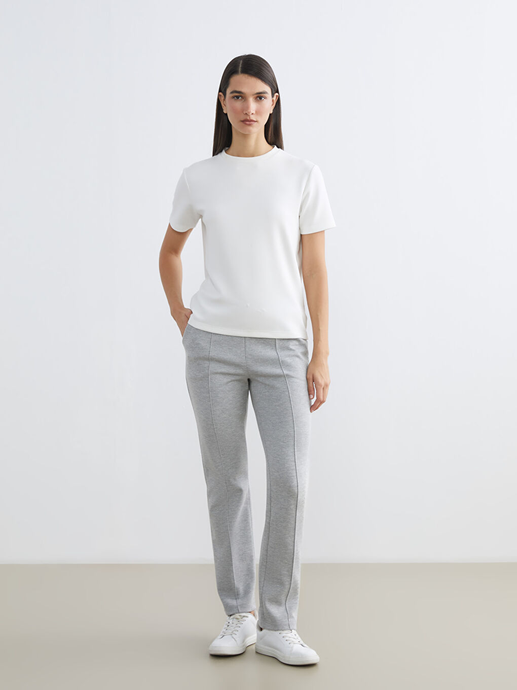 بنطلون رياضي للسيدات بخصر مرن-1