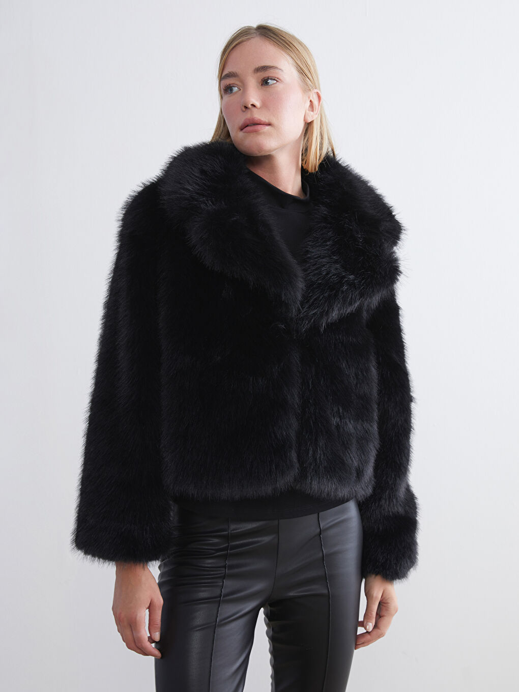 Jacket Neck Women's Fur Coat