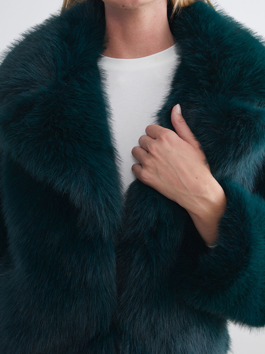 Jacket Neck Women's Fur Coat-2