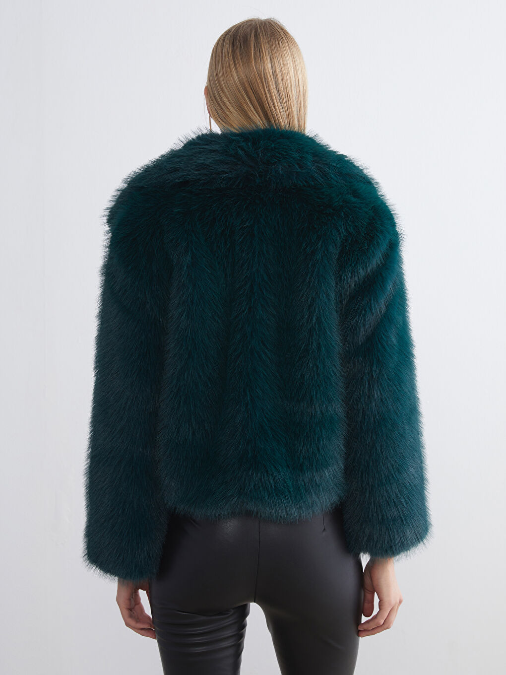 Jacket Neck Women's Fur Coat-3