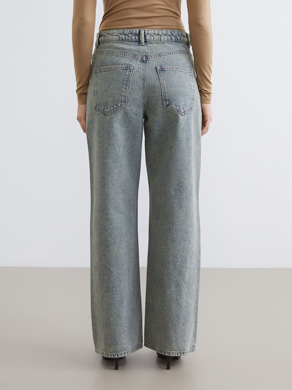 Regular Fit Women's Jeans-3