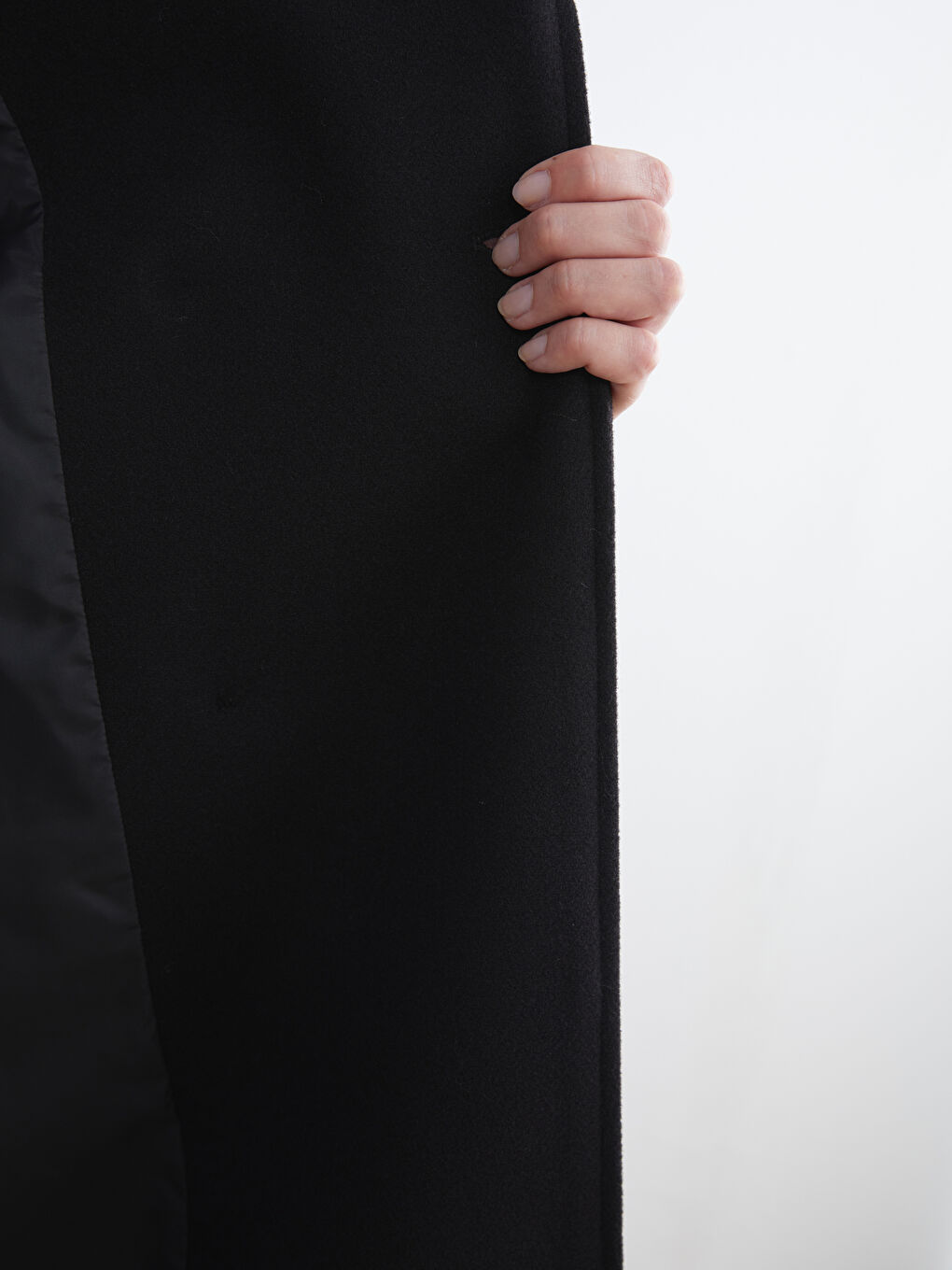 Siyah Kruvaze Yaka Kadın Kaşe Kaban-3