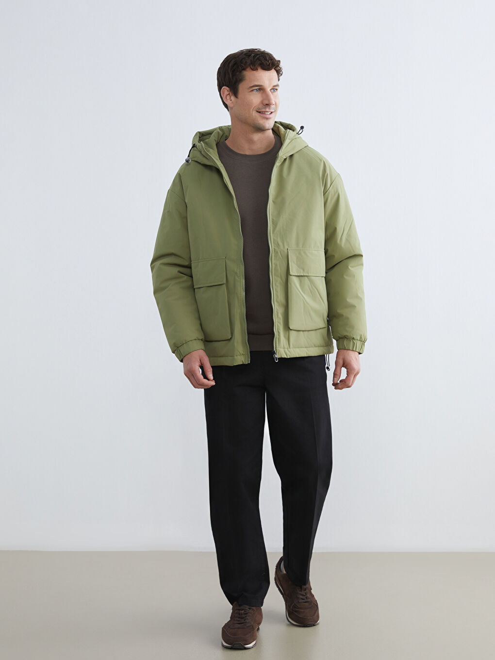 Yeşil Bol Kalıp Kapüşonlu Kalın Erkek Şişme Mont-1