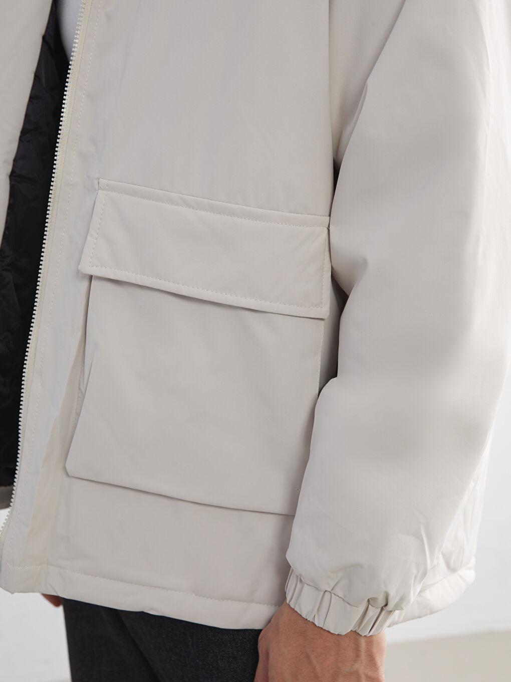 Haki Bol Kalıp Kapüşonlu Kalın Erkek Şişme Mont-2