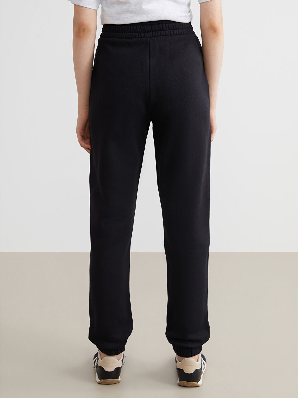 Elasticated Waist Women's Jogger Sweatpants-3