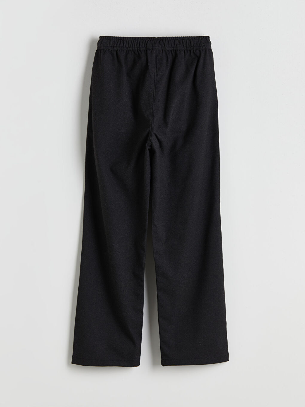 پانتۆڵ ڕه‌ش کوڕ-2