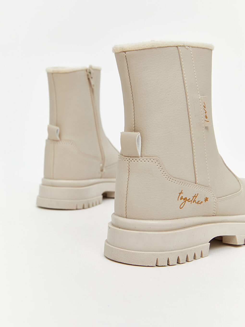 Bej Deri Görünümlü Kız Çocuk Bot-4