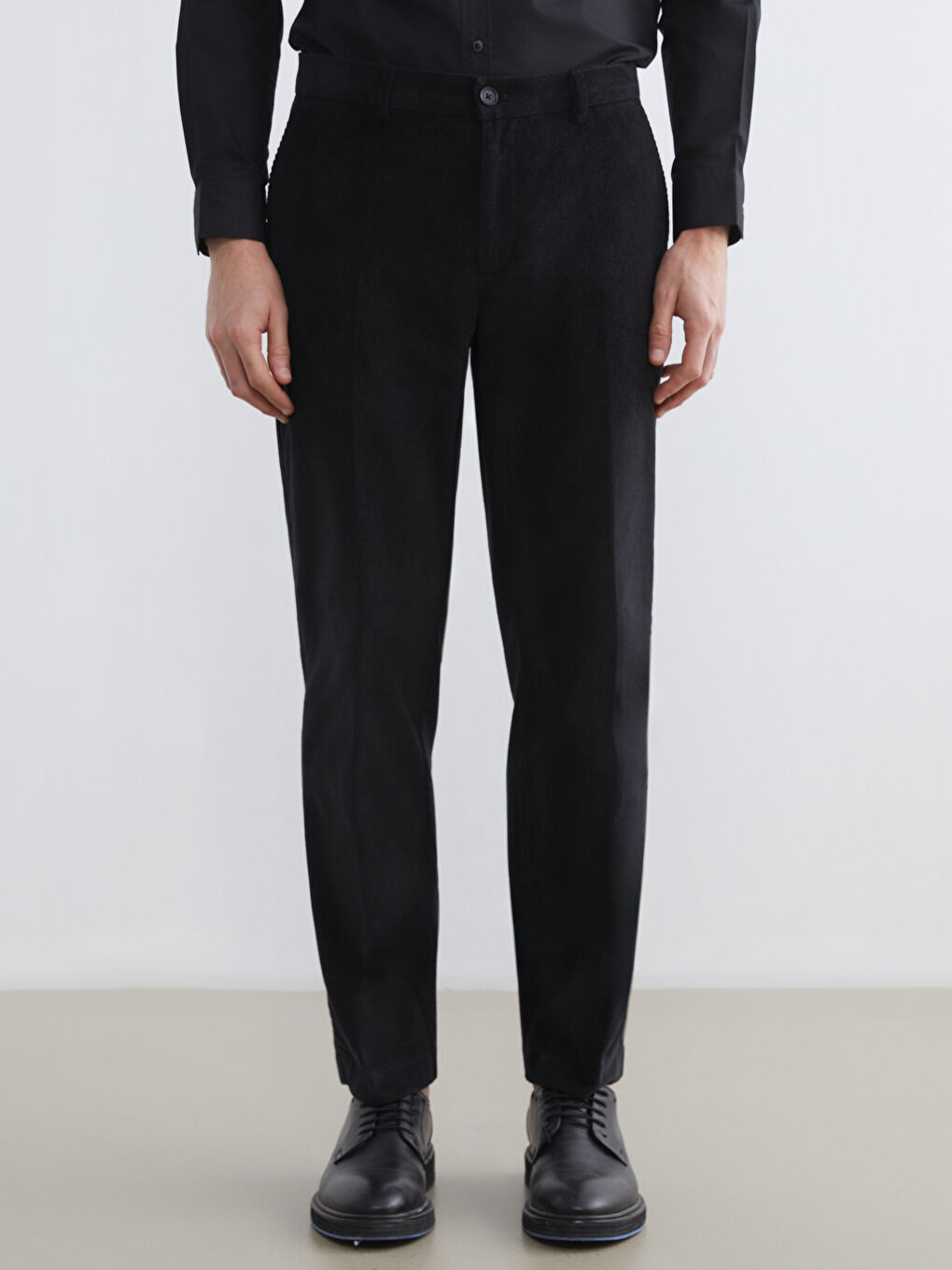 Siyah Standart Kalıp Kadife Erkek Pantolon-2