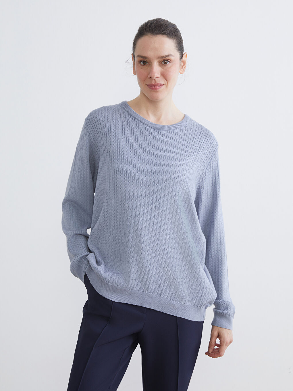 әйелдерге арналған дөңгелек жағалы өрнекті трикотаж жемпір-1