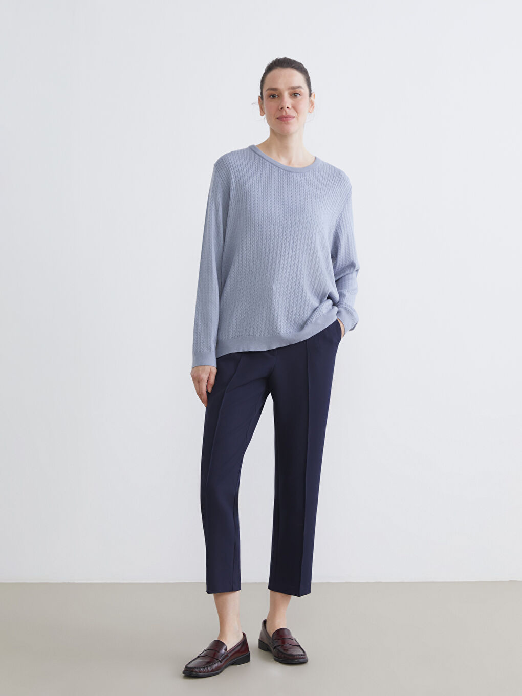 әйелдерге арналған дөңгелек жағалы өрнекті трикотаж жемпір-3