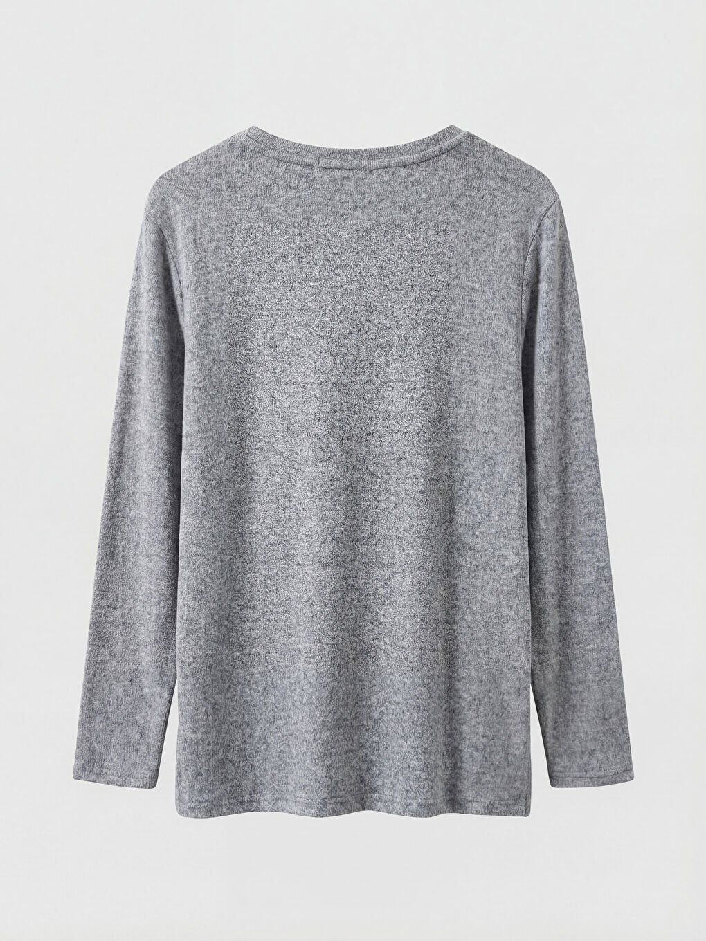 تي شيرت نسائي بكول مدور وكم طويل-1