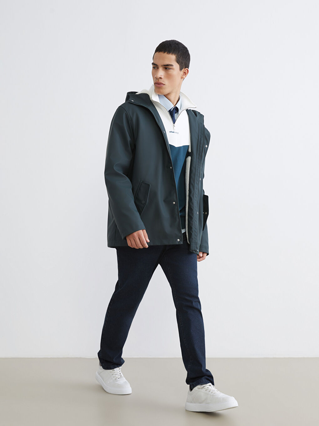 Yeşil Kapüşonlu İçi Kürklü Erkek Mont-1