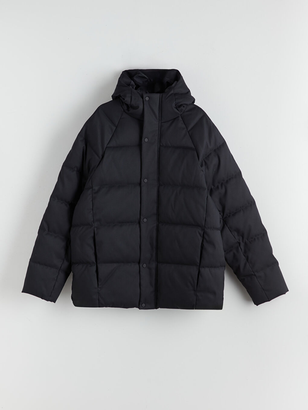 Siyah Rahat Kalıp Kapüşonlu Erkek Şişme Mont-5