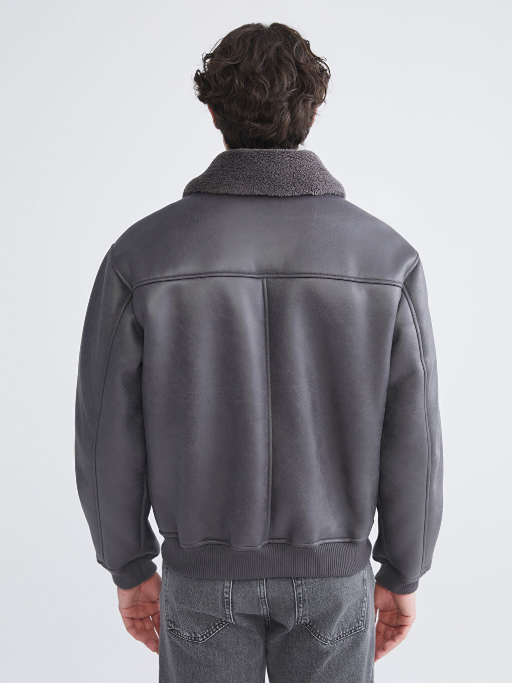 Antrasit Pelüş Yaka Erkek Deri Görünümlü Mont-4