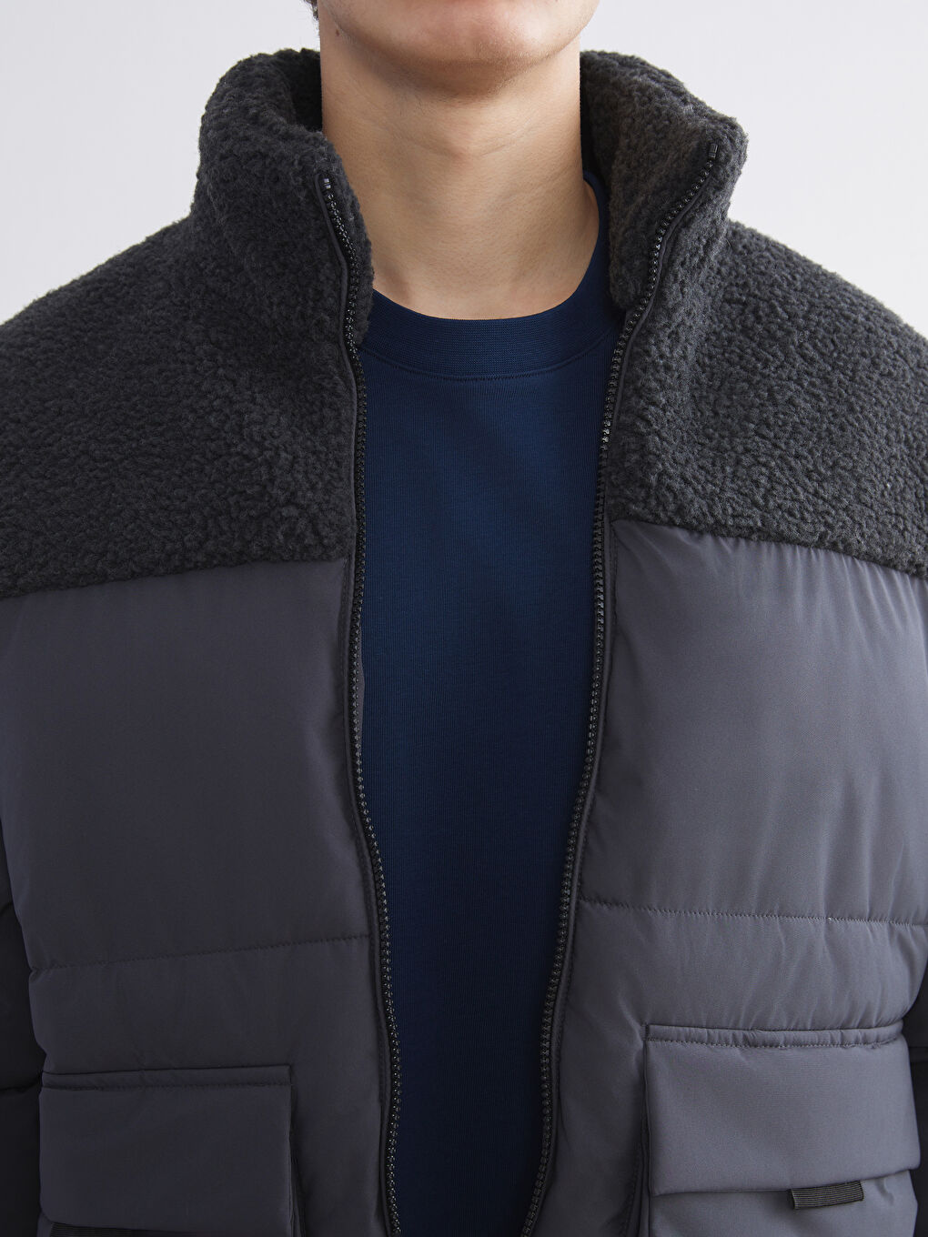 Gri Standart Kalıp Dik Yaka Erkek Şişme Mont-2