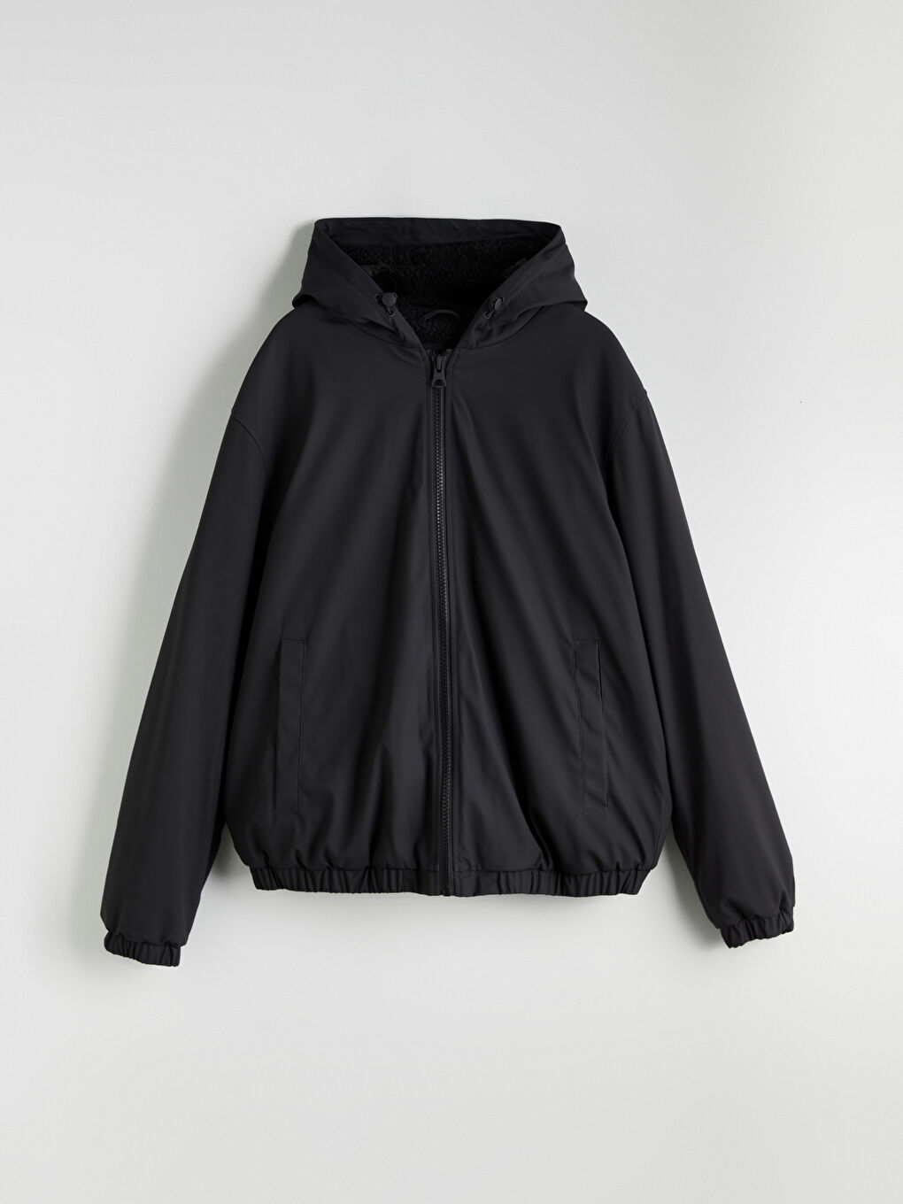 Siyah Standart Kalıp Kapüşonlu Erkek Mont-5