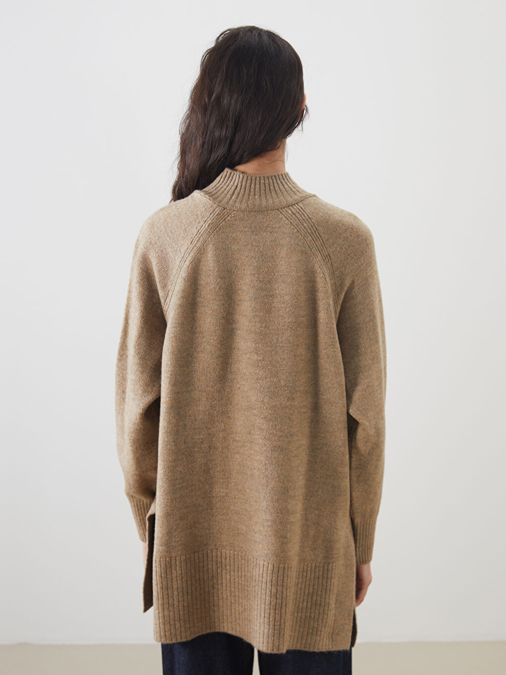 Bej Dik Yaka Oversize Kadın Triko Tunik-3